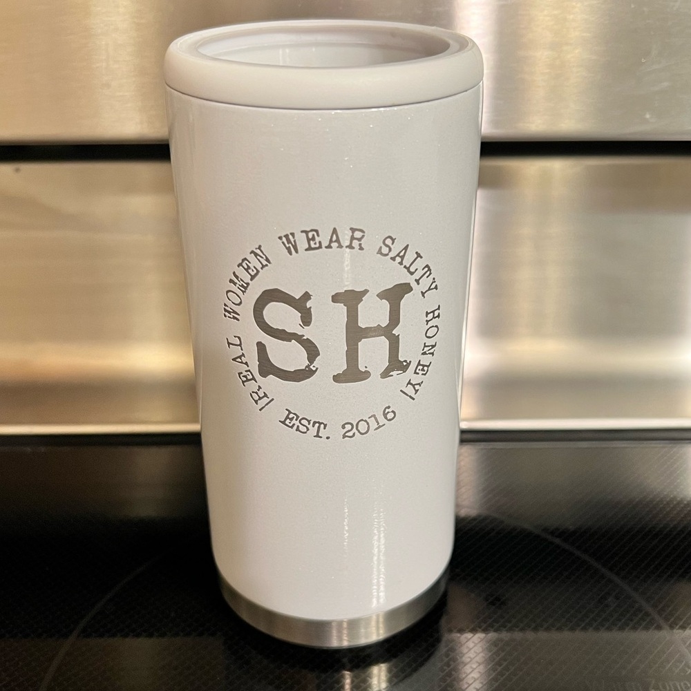 Salty honey skinny can cooler